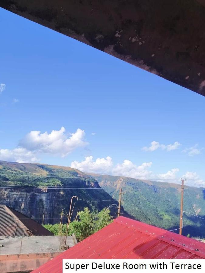 Odyssey'S Pateng Homestay, Cherrapunji Ngoại thất bức ảnh