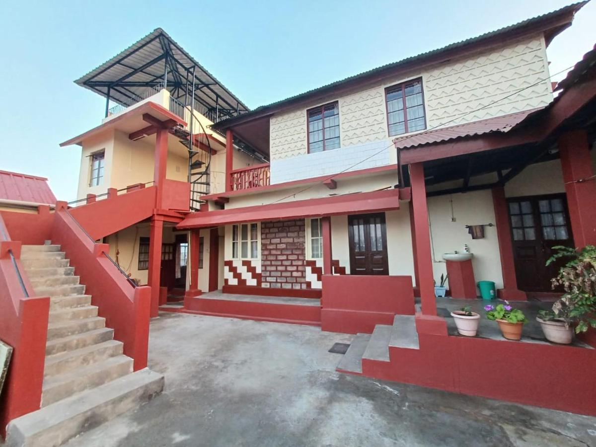 Odyssey'S Pateng Homestay, Cherrapunji Ngoại thất bức ảnh